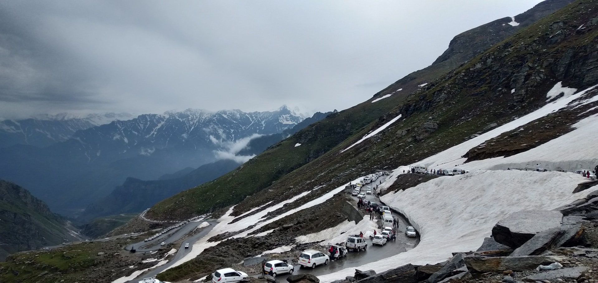 Rohtang Pass Tour Package