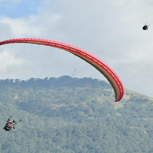 Bir Billing Paragliding & Camping Tour