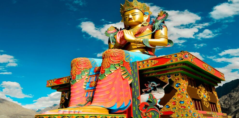Ladakh Tour By Road From Manali