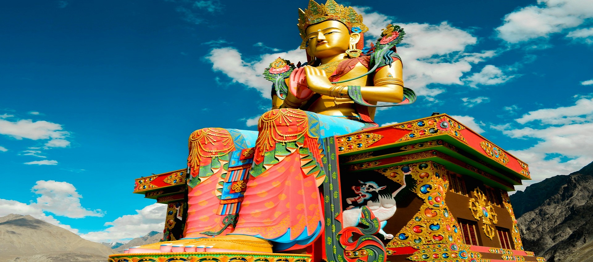 Ladakh Tour By Road From Manali