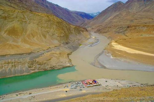 Sham Valley - Zanskar River Sangam